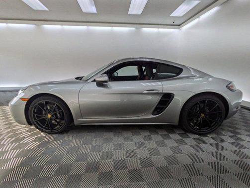 2025 Porsche 718 Cayman Style Edition