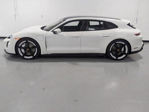 2024 Porsche Taycan GTS
