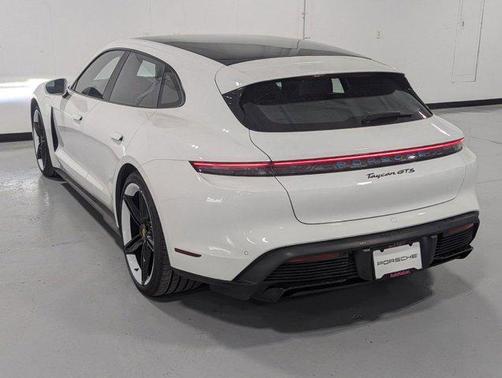 2024 Porsche Taycan GTS