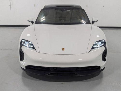 2024 Porsche Taycan GTS