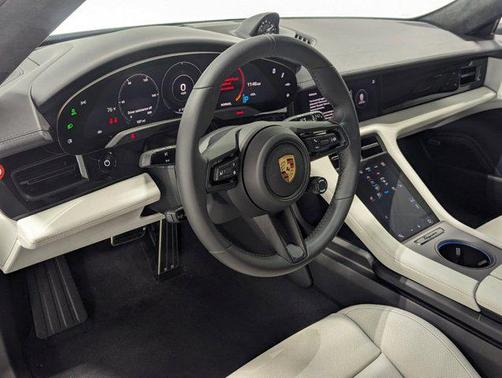 2024 Porsche Taycan GTS
