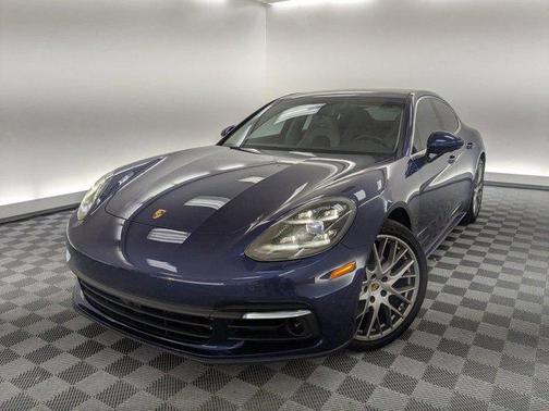 2020 Porsche Panamera 4