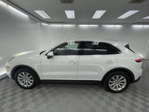 2020 Porsche Cayenne Cayenne