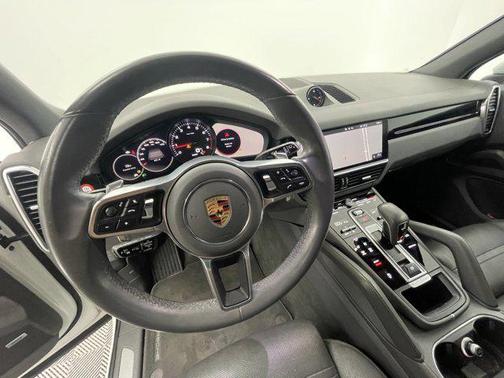 2020 Porsche Cayenne Cayenne