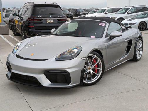 2022 Porsche 718 Spyder Roadster
