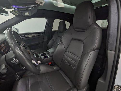 2023 Porsche Cayenne Turbo