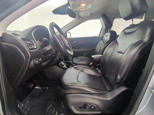 Billet Silver Metallic Clearcoat 2018 Jeep Compass Limited