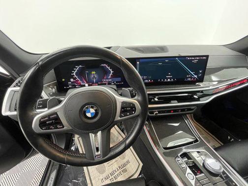 2024 BMW X5 M60i