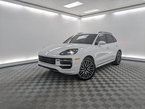 2024 Porsche Cayenne AWD