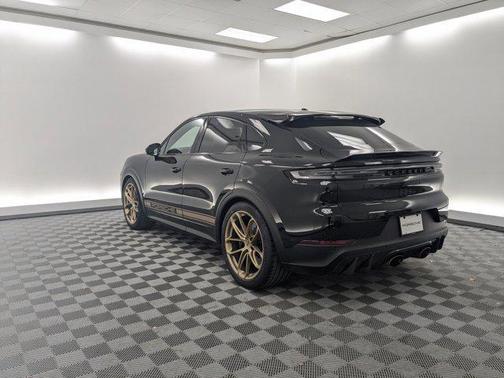 2025 Porsche Cayenne Turbo GT