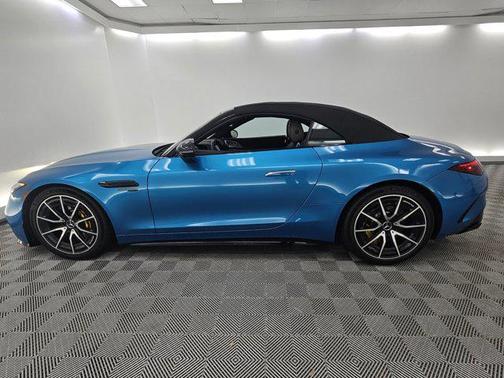 2022 Mercedes-Benz AMG SL 63 Base