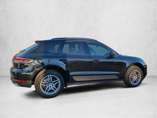 2021 Porsche Macan AWD