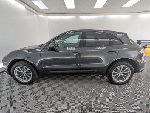2026 Porsche Macan AWD