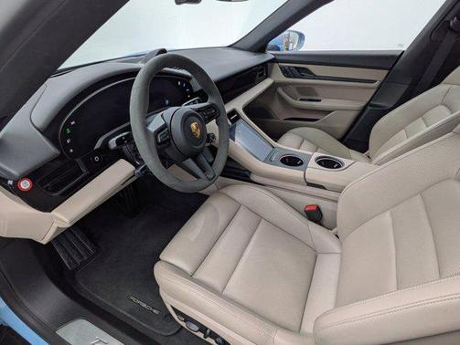 2024 Porsche Taycan 4S