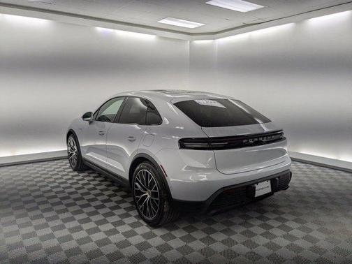Ice Grey Metallic 2026 Porsche Macan Macan Electric