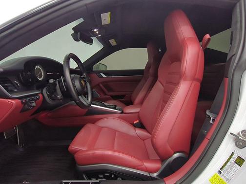 Carrara White Metallic 2022 Porsche 911 Turbo S