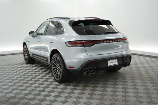 2026 Porsche Macan AWD