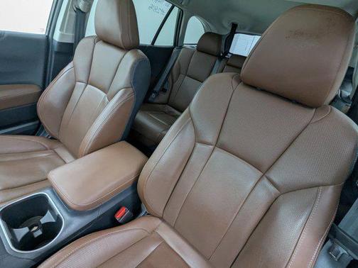 2021 Subaru Outback Touring XT