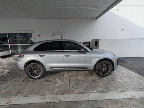2023 Porsche Macan T