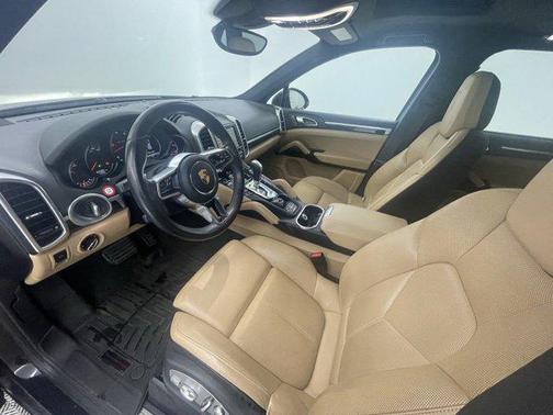 2016 Porsche Cayenne Cayenne