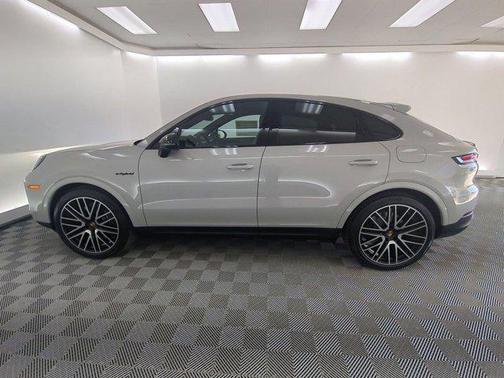 Chalk 2026 Porsche Cayenne Cayenne E-Hybrid
