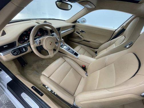 2015 Porsche 911 Carrera