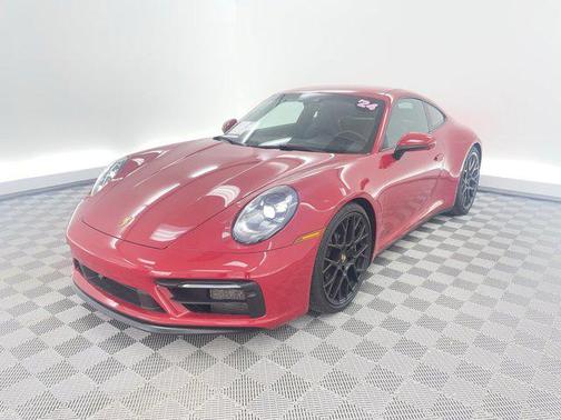 2024 Porsche 911 Carrera GTS