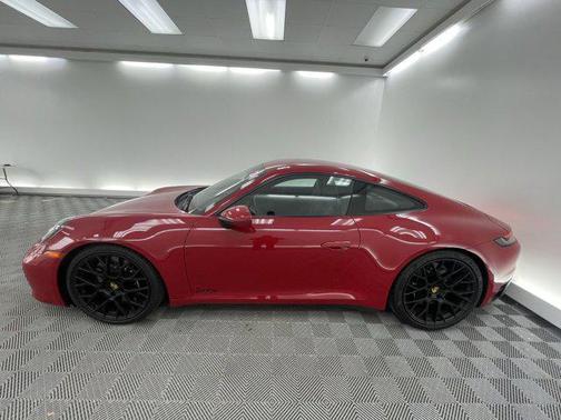 2024 Porsche 911 Carrera GTS