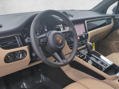 Volcano Grey Metallic 2026 Porsche Macan Macan