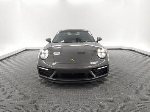 2024 Porsche 911 Carrera GTS