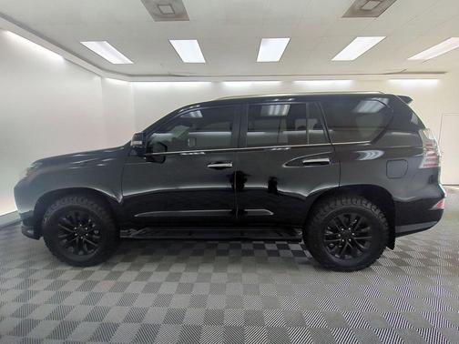 Black Onyx 2022 Lexus GX 460 Premium