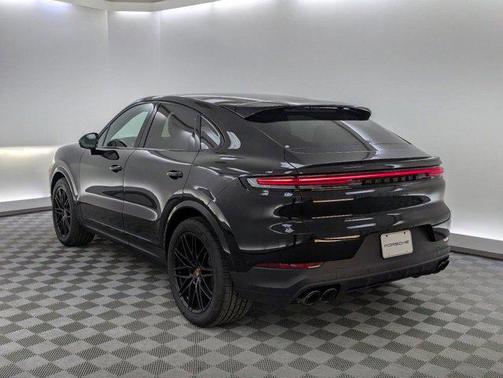 2025 Porsche Cayenne Coupe AWD