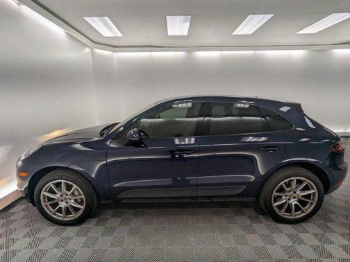 2017 Porsche Macan AWD