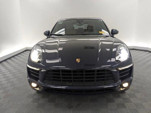 2017 Porsche Macan AWD