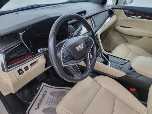 2017 Cadillac XT5 Premium Luxury