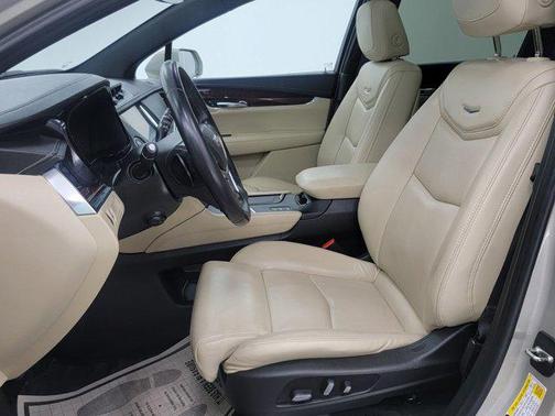 2017 Cadillac XT5 Premium Luxury