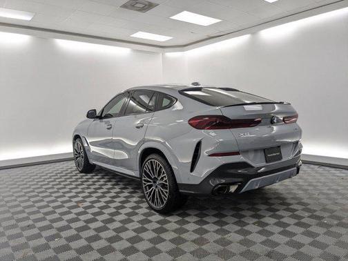 2026 BMW X6 xDrive40i