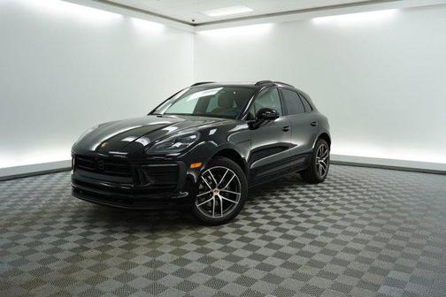 2026 Porsche Macan AWD