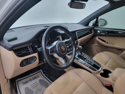 2019 Porsche Macan AWD