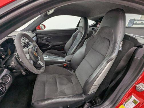2018 Porsche 718 Cayman GTS