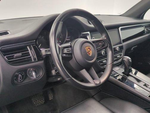 Miami Blue 2023 Porsche Macan T