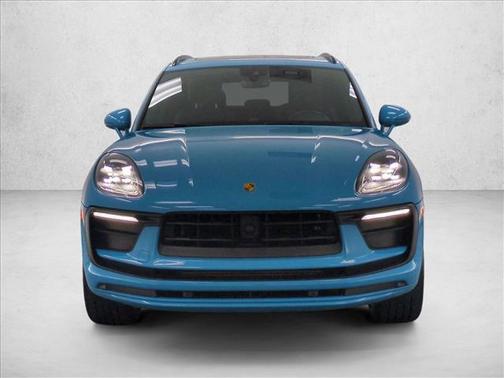 Miami Blue 2023 Porsche Macan T