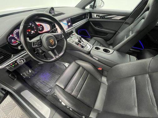 2021 Porsche Panamera RWD