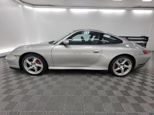 2004 Porsche 911 Carrera 4S
