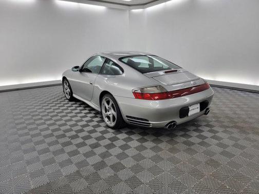 2004 Porsche 911 Carrera 4S