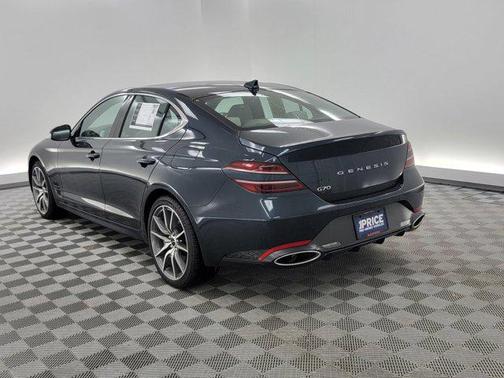 2025 Genesis G70 2.5T RWD