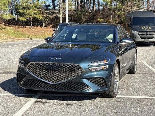 2025 Genesis G70 2.5T RWD
