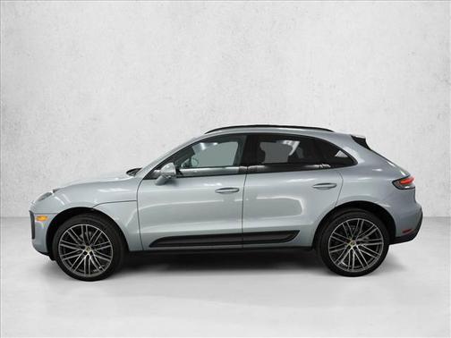 Dolomite Silver Metallic 2026 Porsche Macan Macan