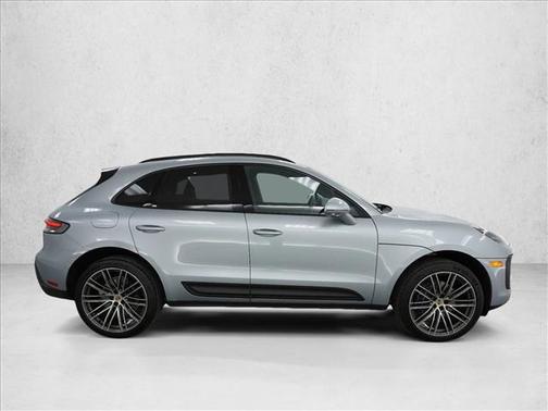 Dolomite Silver Metallic 2026 Porsche Macan Macan