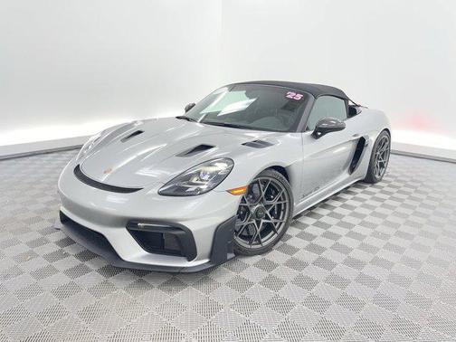 2025 Porsche 718 Spyder RS